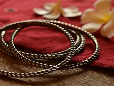 Kanupriya ~ White Metal Vintage Jewelry  (Single piece ) { 5 }